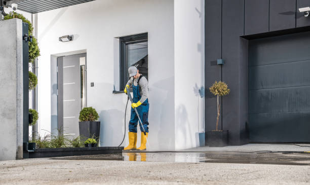 Best Sign and Awning Cleaning  in Crandon, WI